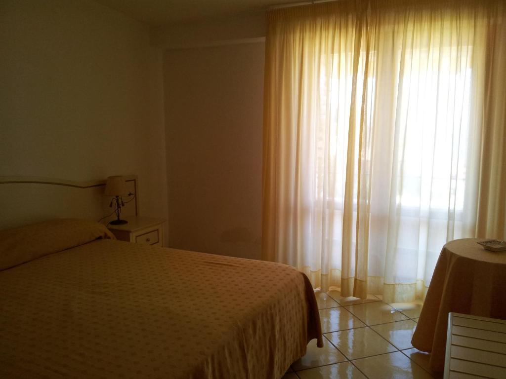 Residence Hotel Eden Trogir Exterior foto