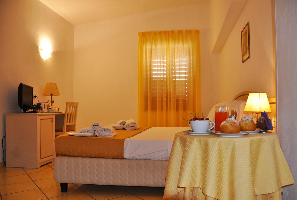 Residence Hotel Eden Trogir Exterior foto